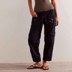 Free People Tahiti Cargo Pants - Black - XL